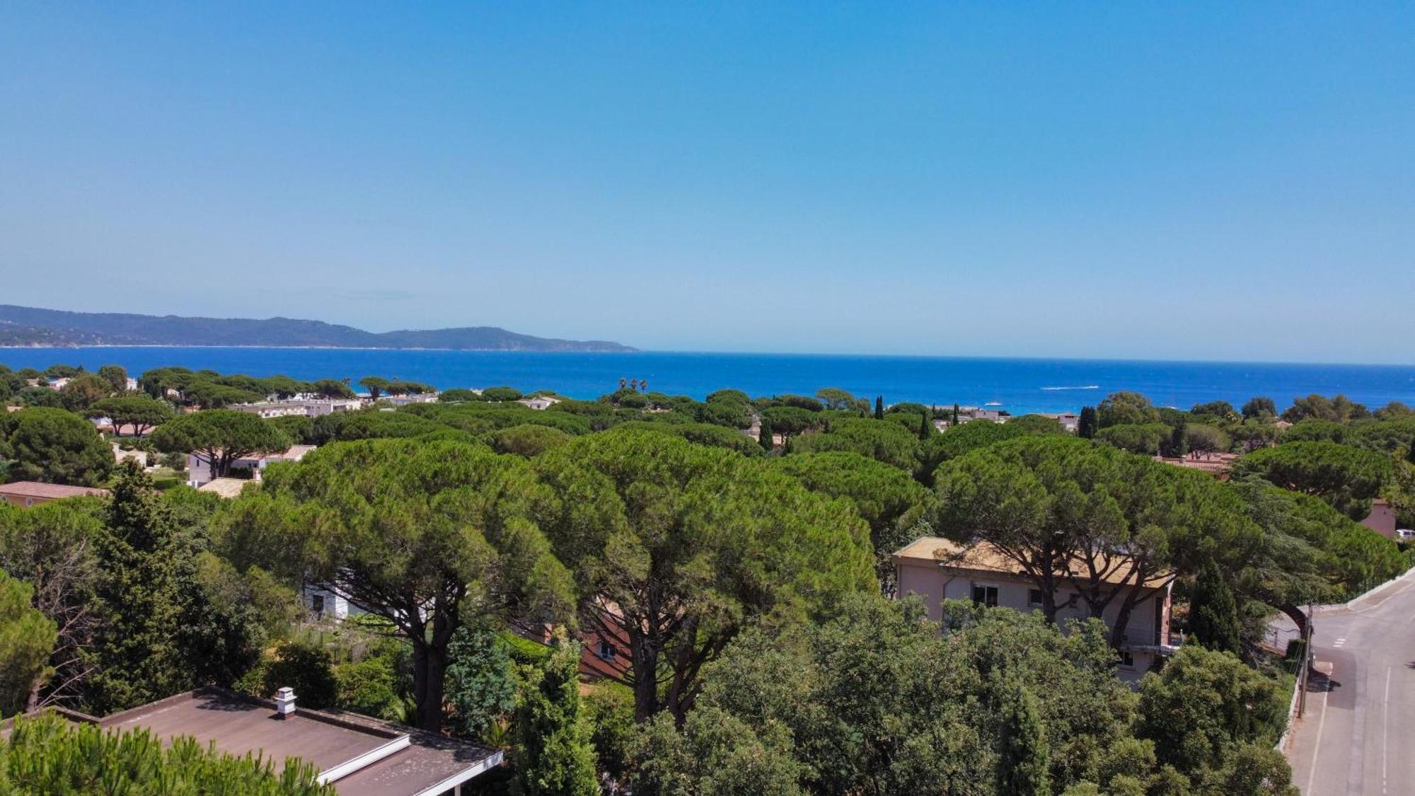 Appartement 1Ch Avec Terrasse Et Jardinet A 400M De La Plage Кавалер-сюр-Мер Экстерьер фото